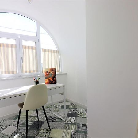 Mary'S Apartments - De Vivo Realty Масса-Лубренсе Экстерьер фото