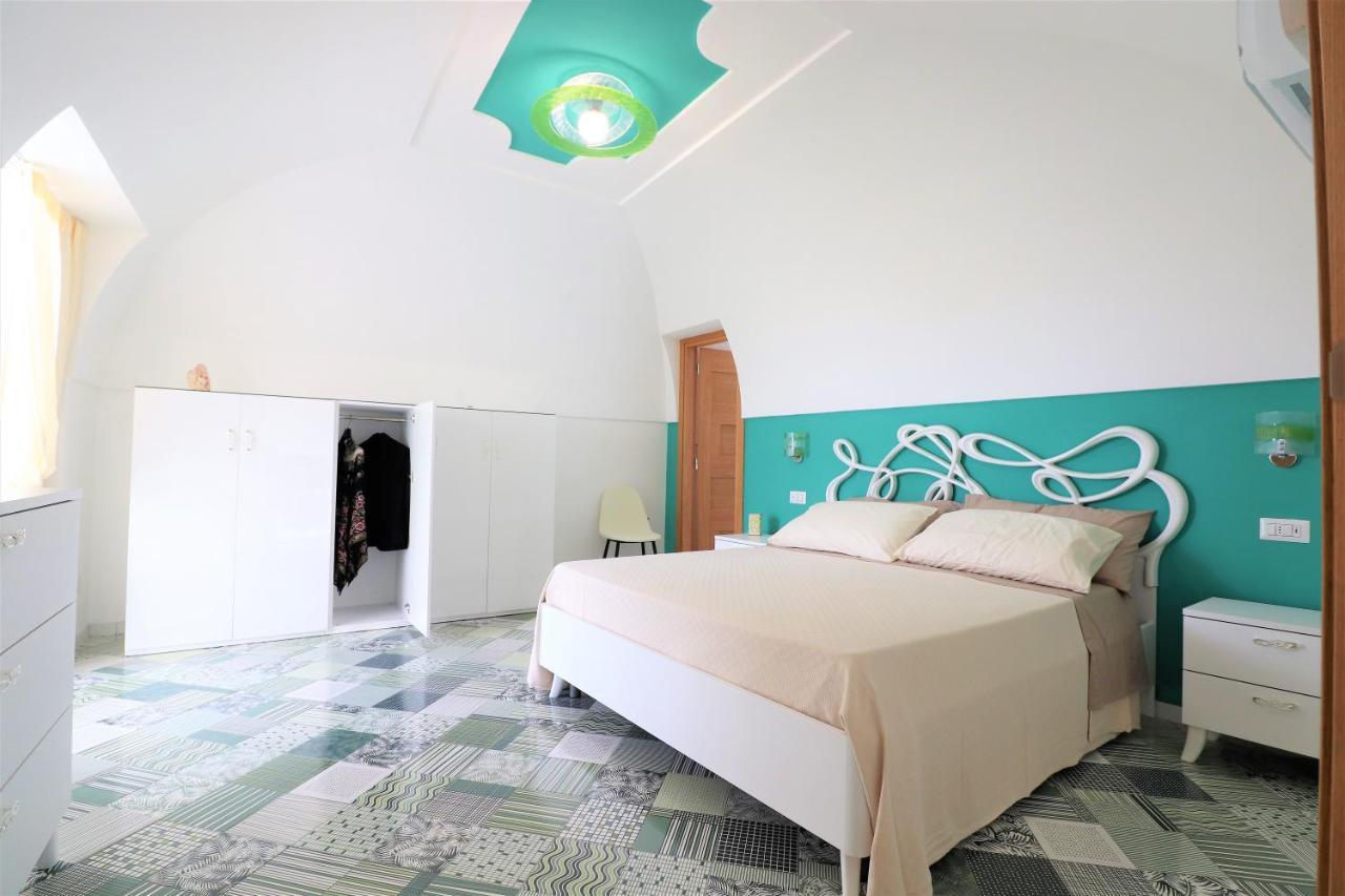 Mary'S Apartments - De Vivo Realty Масса-Лубренсе Экстерьер фото