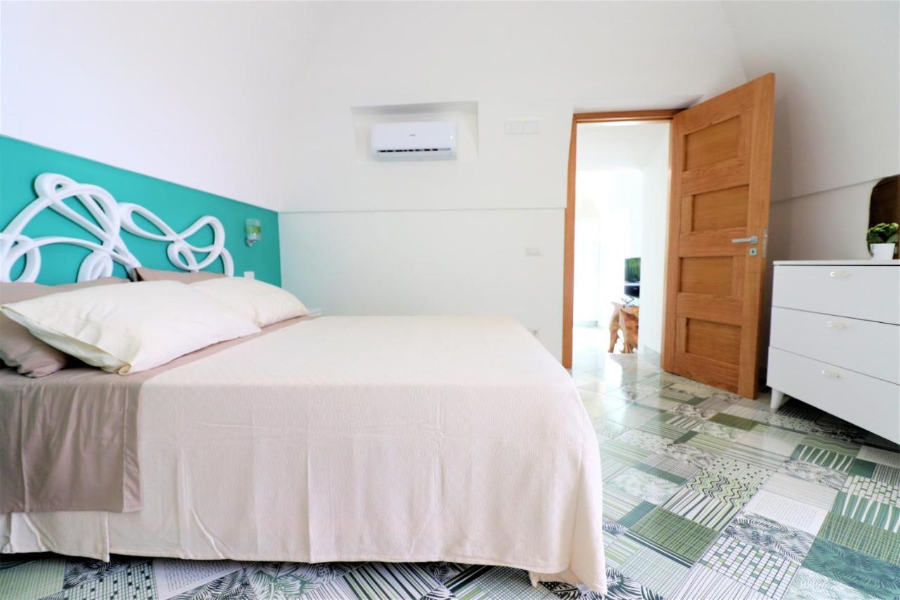 Mary'S Apartments - De Vivo Realty Масса-Лубренсе Экстерьер фото