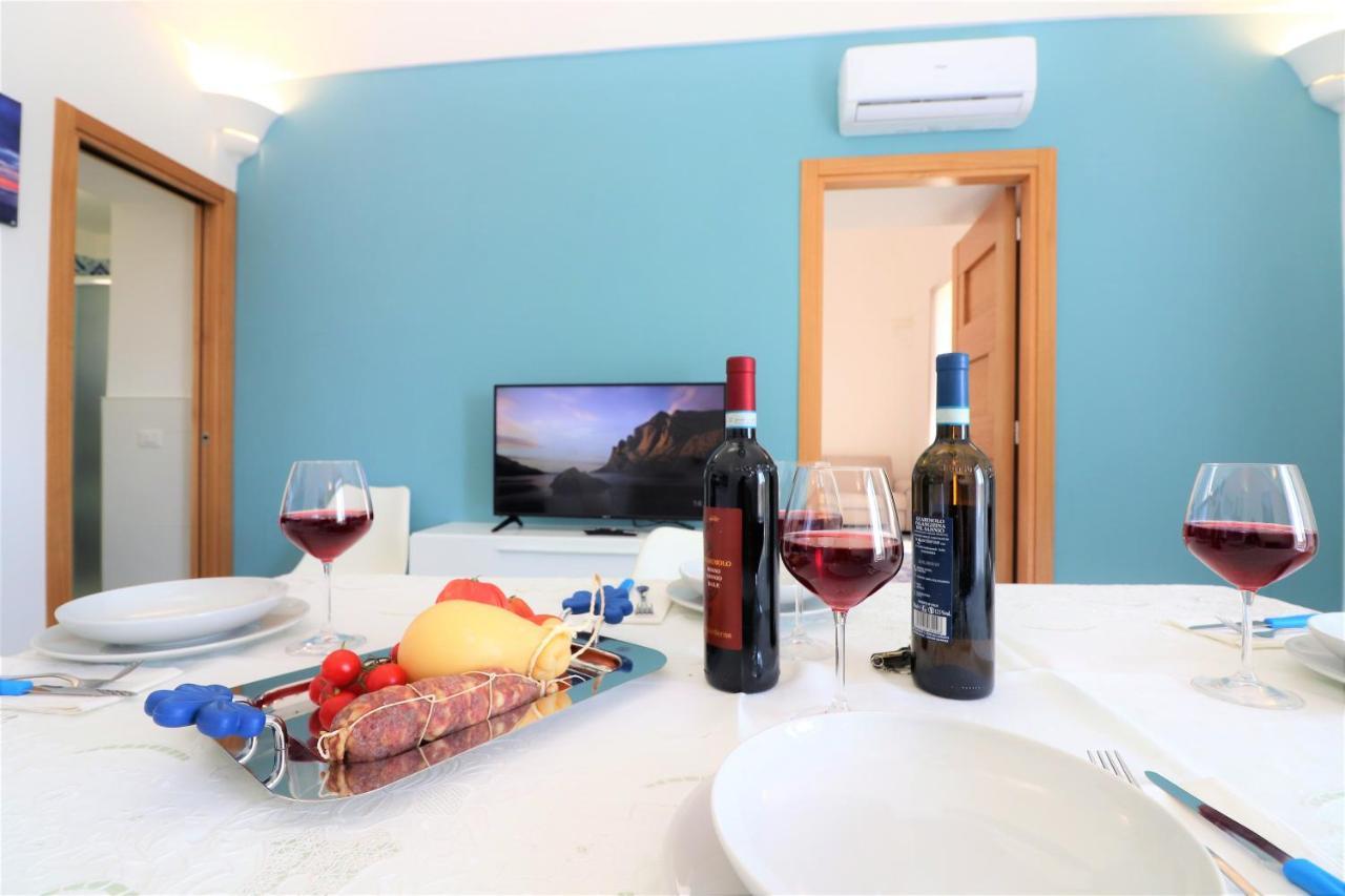 Mary'S Apartments - De Vivo Realty Масса-Лубренсе Экстерьер фото